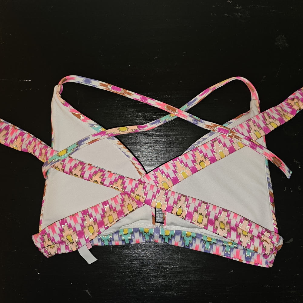 Colorful Patterned Bikini Top - Picture 6 of 6
